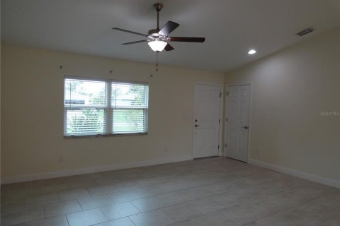 Casa en venta en North Port, Florida, 3 dormitorios, 132.57 m2 № 2225551 - foto 15
