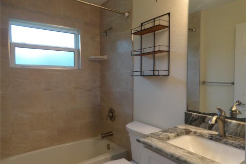 Casa en venta en North Port, Florida, 3 dormitorios, 132.57 m2 № 2225551 - foto 16