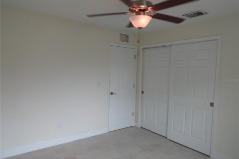 Casa en venta en North Port, Florida, 3 dormitorios, 132.57 m2 № 2225551 - foto 20