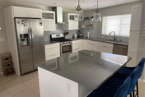 Casa en alquiler en Clearwater, Florida, 3 dormitorios, 165.37 m2 № 1916479 - foto 3