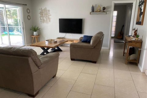 Casa en alquiler en Clearwater, Florida, 3 dormitorios, 165.37 m2 № 1916479 - foto 5