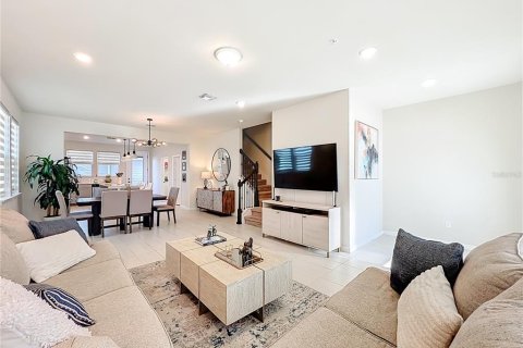 Townhouse in Orlando, Florida 3 bedrooms, 150.5 sq.m. № 2220378 - photo 8