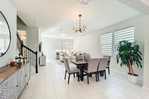 Townhouse in Orlando, Florida 3 bedrooms, 150.5 sq.m. № 2220378 - photo 19