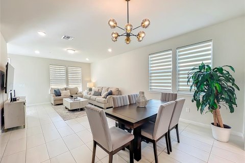 Townhouse in Orlando, Florida 3 bedrooms, 150.5 sq.m. № 2220378 - photo 18