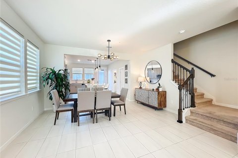 Townhouse in Orlando, Florida 3 bedrooms, 150.5 sq.m. № 2220378 - photo 14