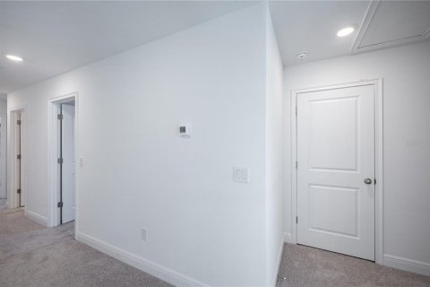 House in Orlando, Florida 5 bedrooms, 287.63 sq.m. № 1767724 - photo 30