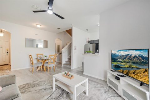 Adosado en venta en Davenport, Florida, 4 dormitorios, 137.68 m2 № 2229676 - foto 11