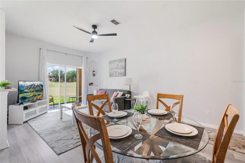 Adosado en venta en Davenport, Florida, 4 dormitorios, 137.68 m2 № 2229676 - foto 9