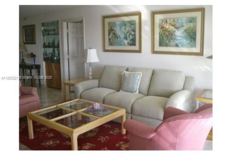 Copropriété à vendre à Hollywood, Floride: 2 chambres, 145.86 m2 № 1961726 - photo 11