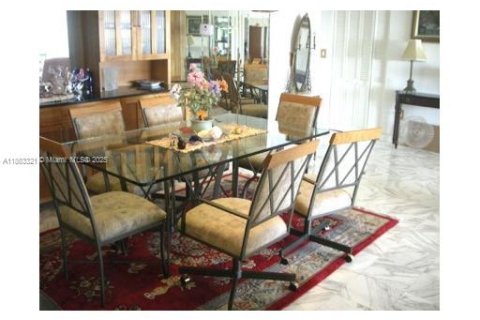 Copropriété à vendre à Hollywood, Floride: 2 chambres, 145.86 m2 № 1961726 - photo 10