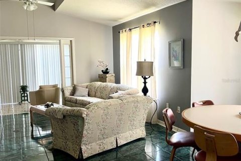 Villa ou maison à vendre à Palmetto, Floride: 2 chambres, 116.41 m2 № 1879602 - photo 7