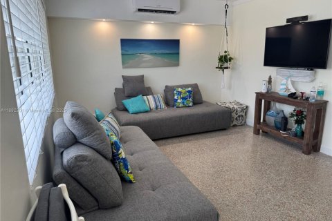 Condominio en venta en Pompano Beach, Florida, 1 dormitorio, 56.58 m2 № 2034255 - foto 30