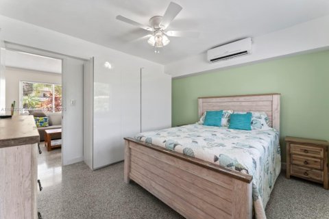 Condominio en venta en Pompano Beach, Florida, 1 dormitorio, 56.58 m2 № 2034255 - foto 7