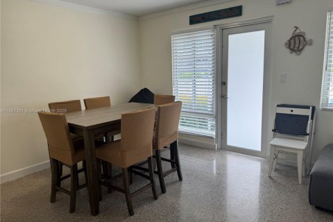 Condominio en venta en Pompano Beach, Florida, 1 dormitorio, 56.58 m2 № 2034255 - foto 27