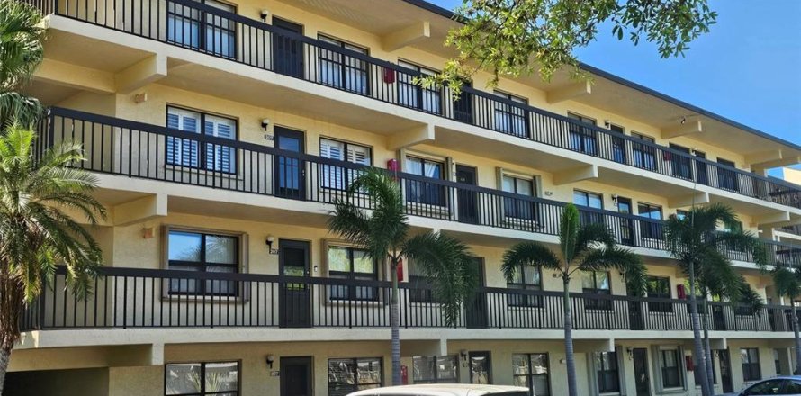 Condominio en Bradenton, Florida, 2 dormitorios № 2114959