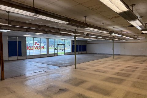 Commercial property in Belleview, Florida 490.43 sq.m. № 2237673 - photo 10