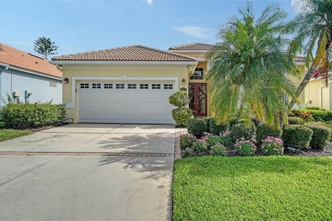 Villa ou maison à vendre à Sarasota, Floride: 3 chambres, 190.17 m2 № 1799999 - photo 2