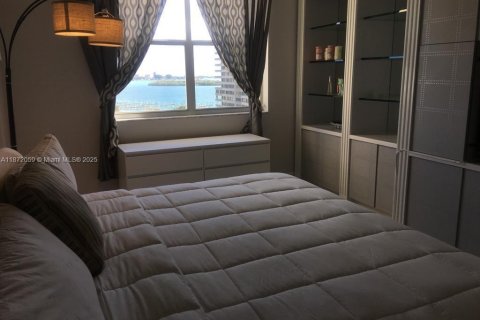 Купить кондоминиум в Майами, Флорида 2 спальни, 125.7м2, № 1896030 - фото 2