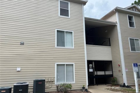 Condo in Gainesville, Florida, 4 bedrooms № 2233010 - photo 26