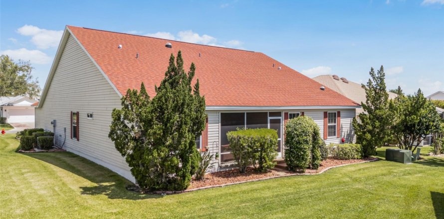 Casa en The Villages, Florida 3 dormitorios, 205.87 m2 № 1116630