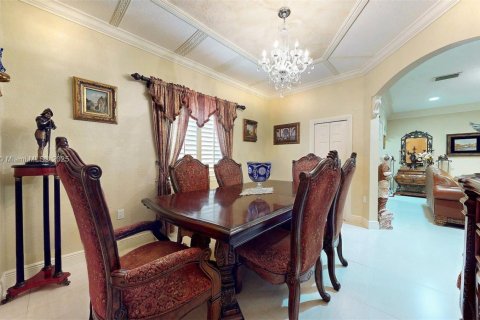 House in Medley, Florida 4 bedrooms, 170.94 sq.m. № 1741746 - photo 18