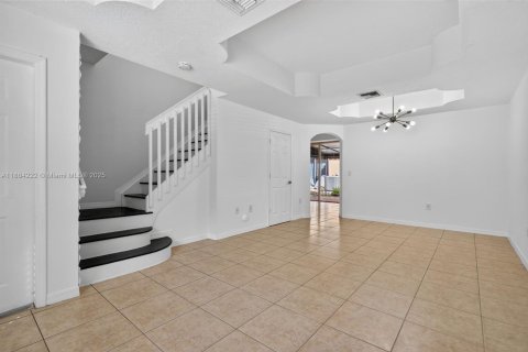 Townhouse in Miami Lakes, Florida 3 bedrooms, 135.54 sq.m. № 1948076 - photo 22