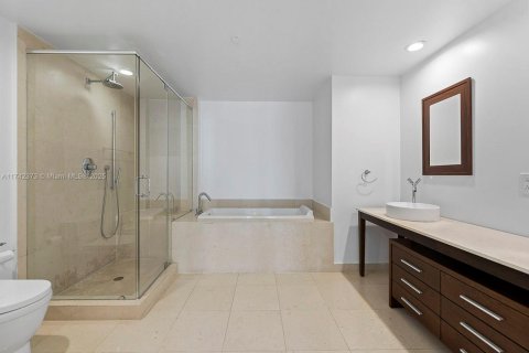 Copropriété à vendre à Miami, Floride: 3 chambres, 173.73 m2 № 1732124 - photo 15