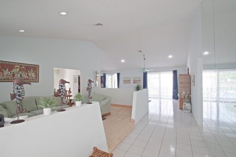 Villa ou maison à vendre à Parkland, Floride: 4 chambres, 273.32 m2 № 2190244 - photo 2