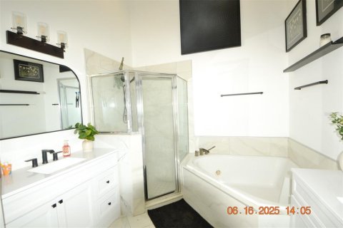 House in Orlando, Florida 4 bedrooms, 170.1 sq.m. № 1787736 - photo 26