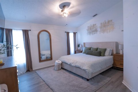 House in Orlando, Florida 4 bedrooms, 170.1 sq.m. № 1787736 - photo 22