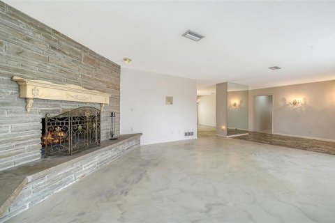 House in Venice, Florida 3 bedrooms, 187.01 sq.m. № 2099738 - photo 12