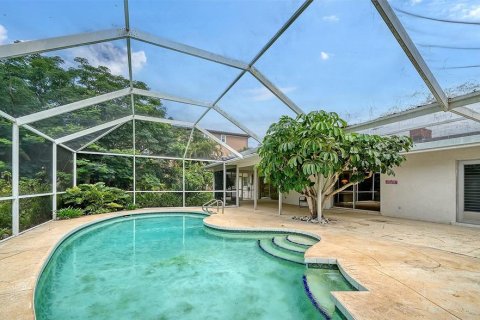 House in Venice, Florida 3 bedrooms, 187.01 sq.m. № 2099738 - photo 29