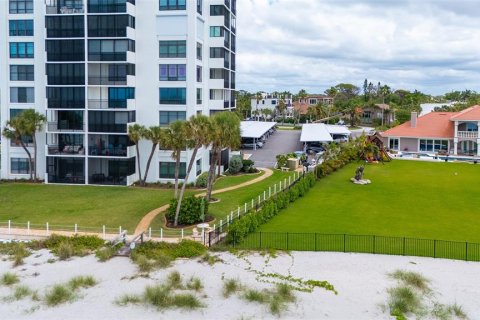 House in Venice, Florida 3 bedrooms, 187.01 sq.m. № 2099738 - photo 4
