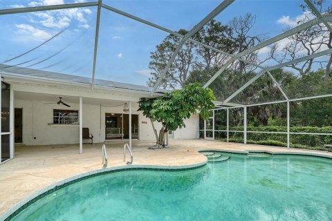 House in Venice, Florida 3 bedrooms, 187.01 sq.m. № 2099738 - photo 30