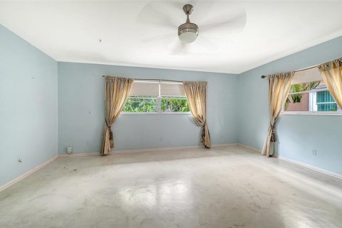 House in Venice, Florida 3 bedrooms, 187.01 sq.m. № 2099738 - photo 18