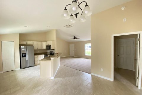 Villa ou maison à louer à Ocala, Floride: 3 chambres, 120.12 m2 № 2424010 - photo 9