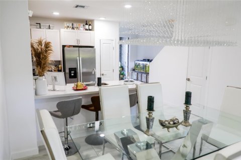Touwnhouse à vendre à Deerfield Beach, Floride: 3 chambres, 144.37 m2 № 2088363 - photo 3