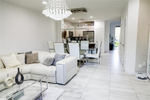 Touwnhouse à vendre à Deerfield Beach, Floride: 3 chambres, 144.37 m2 № 2088363 - photo 4