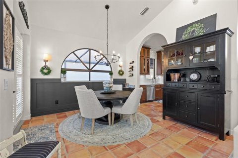 House in Apopka, Florida 2 bedrooms, 253.07 sq.m. № 2122804 - photo 13