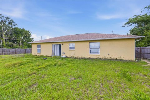 House in Ocala, Florida 3 bedrooms, 127.28 sq.m. № 2098105 - photo 20