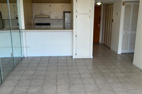 Condominio en North Miami, Florida, 1 dormitorio № 2017710