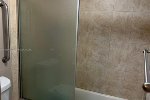 Купить кондоминиум в Норт-Майами, Флорида 1 спальня, 63.64м2, № 2017710 - фото 5