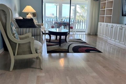 Condo in Clearwater, Florida, 2 bedrooms № 2148506 - photo 17