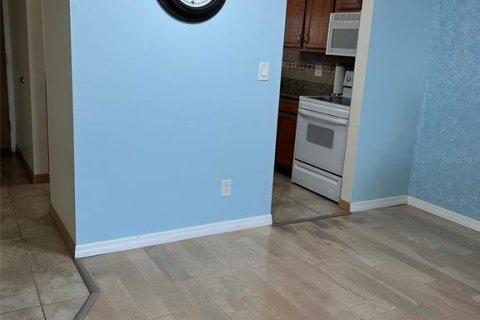 Condo in Clearwater, Florida, 2 bedrooms № 2148506 - photo 24