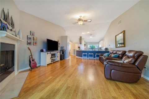 Villa ou maison à vendre à Winter Haven, Floride: 2 chambres, 142.88 m2 № 2238868 - photo 15