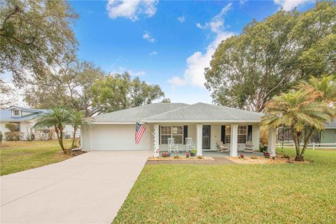 Villa ou maison à vendre à Winter Haven, Floride: 2 chambres, 142.88 m2 № 2238868 - photo 5