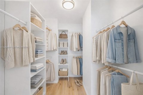 Condominio en venta en Hallandale Beach, Florida, 1 dormitorio, 92.9 m2 № 2027198 - foto 6