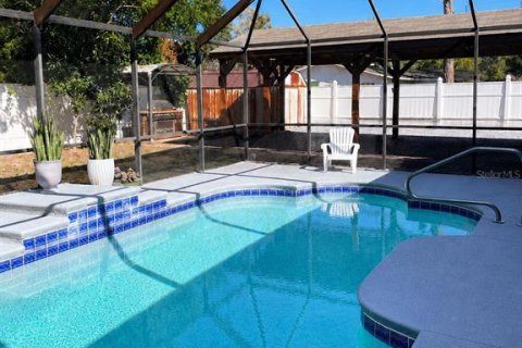 House in Ocala, Florida 3 bedrooms, 209.49 sq.m. № 2118992 - photo 2