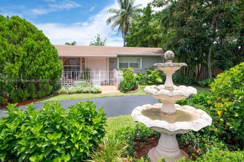 Купить виллу или дом в Майами, Флорида 4 спальни, 184.69м2, № 1968173 - фото 19