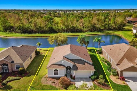 House in Palmetto, Florida 3 bedrooms, 200.85 sq.m. № 1608900 - photo 25